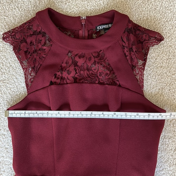 Express Lace Dress - Picture 10 of 15